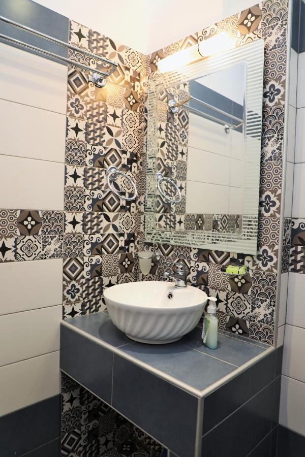 Evelina A Breath Away From The Black Offer Plenty Of Type To Every Traveler's Needs-economic Rooms-thematic Rooms-design Rooms-kitchenette Rooms-studios-small