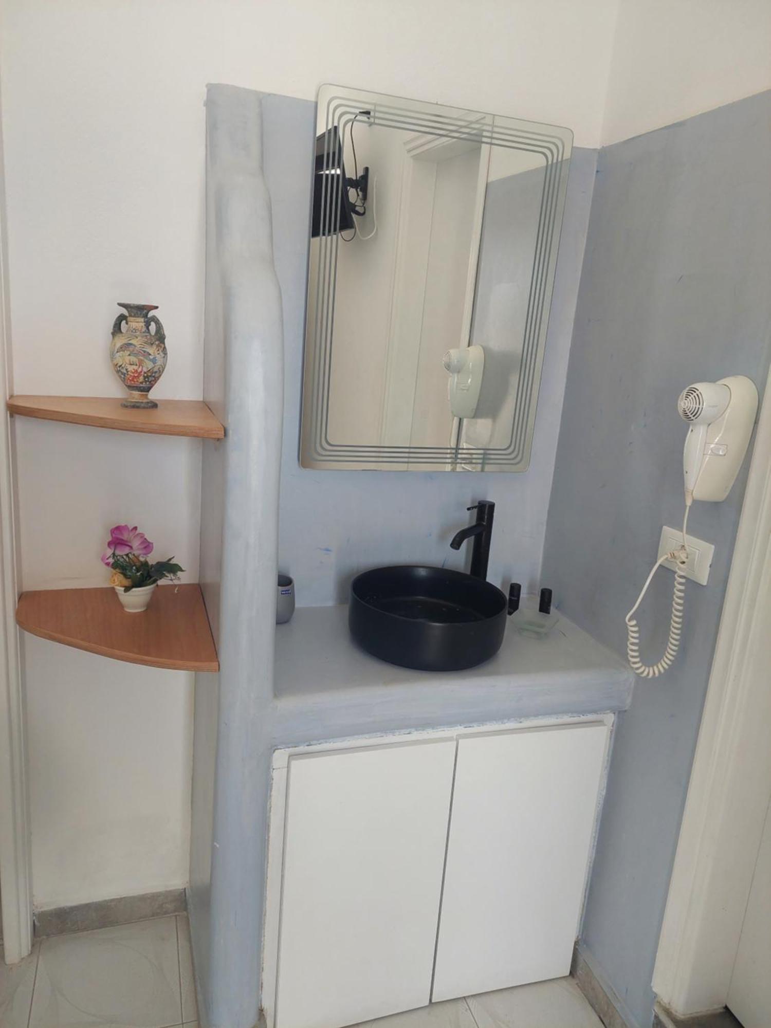 Гостевой дом Evelina A Breath Away From The Black Offer Plenty Of Type To Every Traveler's Needs-economic Rooms-thematic Rooms-design Rooms-kitchenette Rooms-studios-small