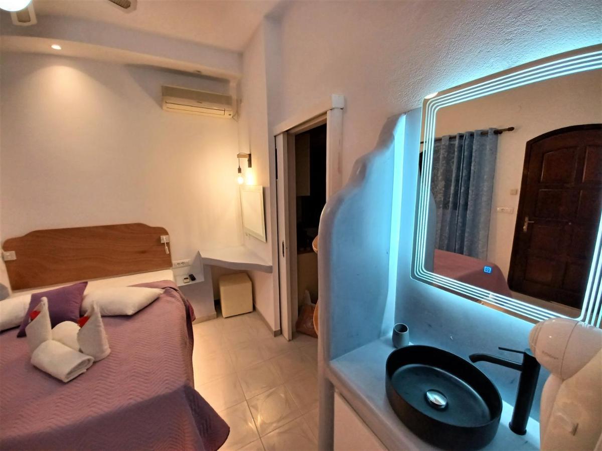 בית הארחה Evelina A Breath Away From The Black Offer Plenty Of Type To Every Traveler's Needs-economic Rooms-thematic Rooms-design Rooms-kitchenette Rooms-studios-small פריסה